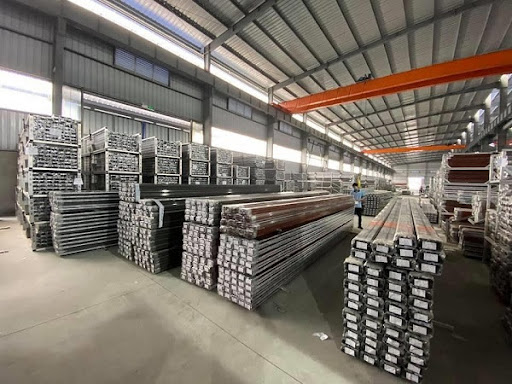 Nhôm thanh định hình: Đặc tính, ứng dụng hệ nhôm định hình